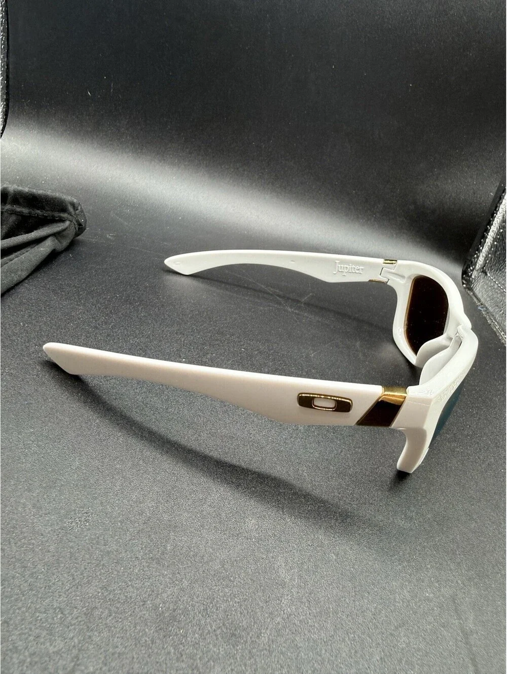 Oakley Jupiter White/24K Gold Iridium Lenses 03-249